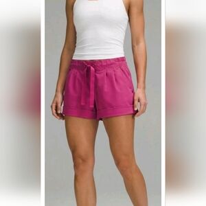 Lululemon Spring Break Away Short 4-way Stretch 3" Jewelled Magenta! Size 4